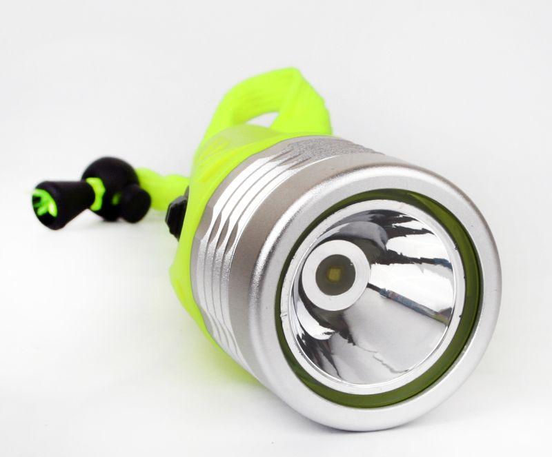 Фонарь LED51534 LED 3W SEOUL 30м 4хLR6 дайв. пласт+алюм. блистер желт. Camelion 13360