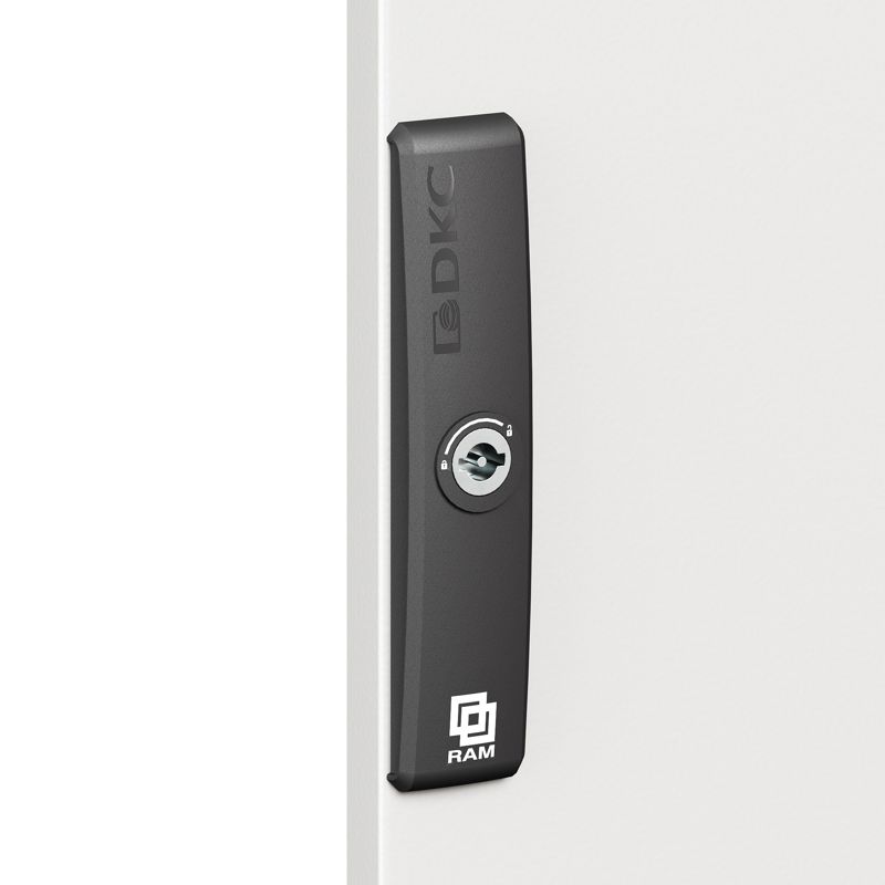 Накладка с ключом под двойн. бородку 3мм для CQE & CQE N DKC R5CE274