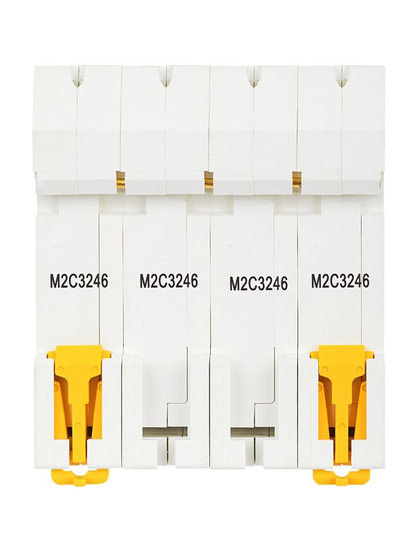 Выключатель автоматический модульный 4п C 32А M06N ARMAT IEK AR-M06N-4-C032