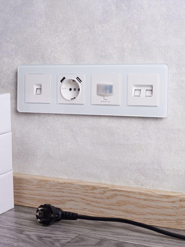 Датчик движения BRITE ДС10-1-БрБ механизм бел. IEK BR-MS10-N-150-05-K01