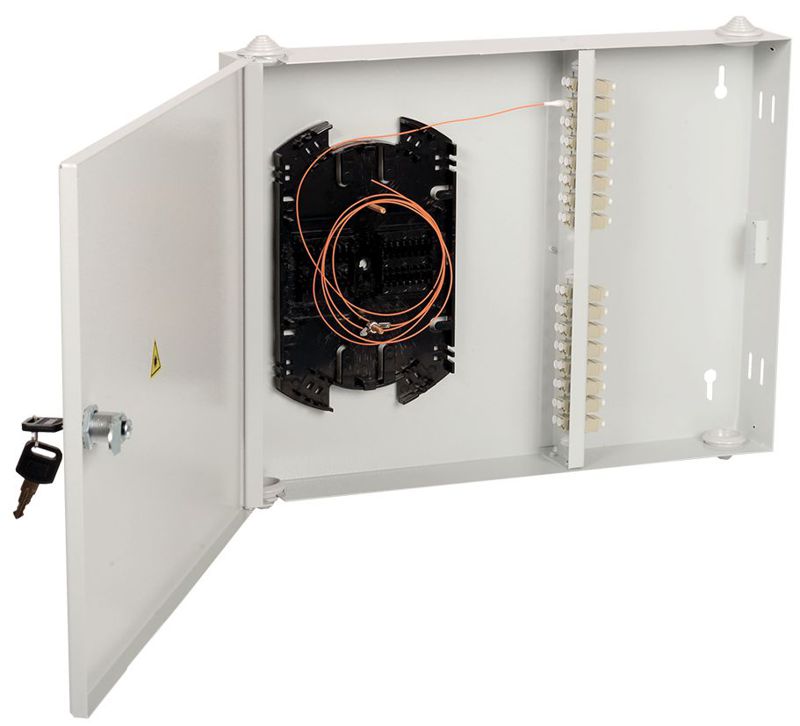 Кросс укомплектованный настенный SC (Simplex) 16 портов (OM3) ITK FOBX16-N-16SCUS03