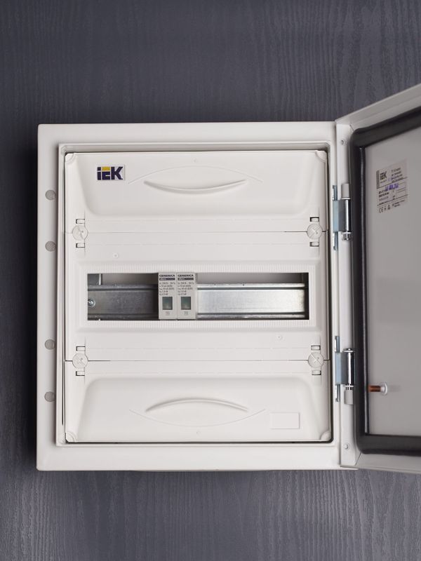 Ограничитель перенапряжения ОПС1-C 1Р 10/40кА 230В GENERICA MOP20-1-C-G