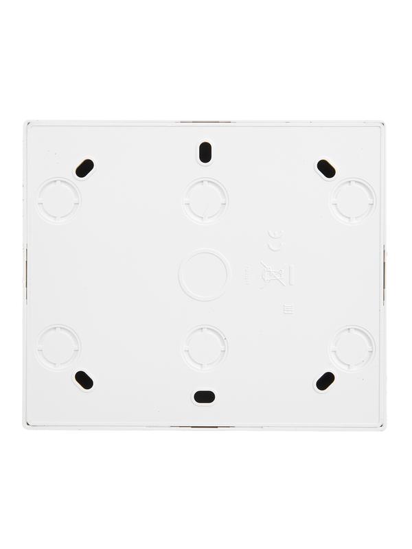 Розетка 4-мест. с заземл. LETO закрытый корпус ПБТ бел. LEZARD 752-0200-127BDP