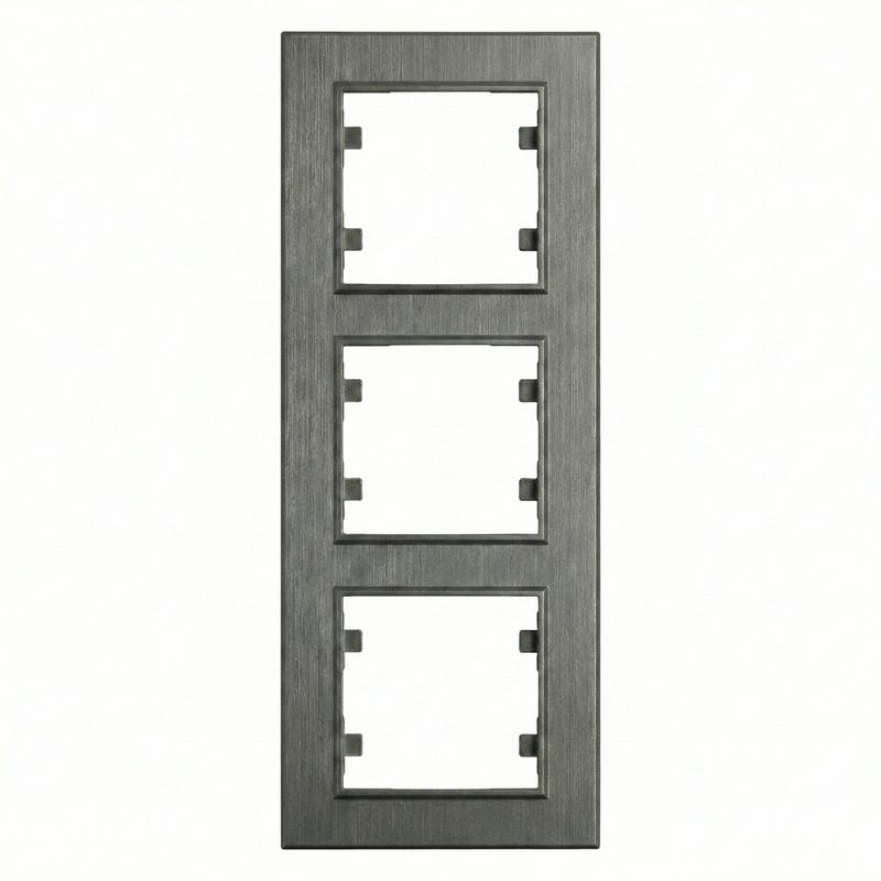 Рамка 3-м вертикальная Karea LINE дым. Makel 86050708