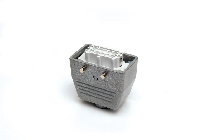 Розетка 10п 16А EMAS EBM10PU30 Розетка 10п 16А EMAS EBM10PU30
