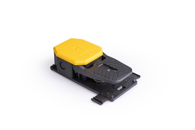 Педаль одиночная 2х(1НО+1НЗ) 250В AC 4А IP65 2 скорости EMAS PDNS11GX20