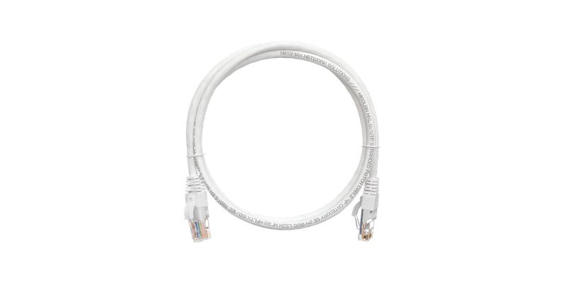 Шнур коммутационный U/UTP 4 пары кат.5E (класс D) 100МГц 2хRJ45/8P8C T568B заливной с защит. защелки мж BC чистая медь 24AWG 7х0.205мм LSZH нг(А)-HFLTx 1.5м бел. NIKOMAX NMC-PC4UD55B-015-C-WT